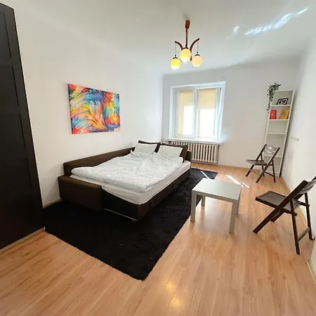 Apartament Edmunda Calliera Apartamento *