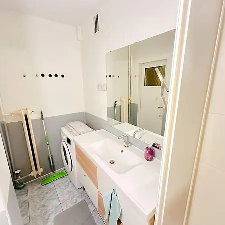 Apartament Edmunda Calliera Apartment *