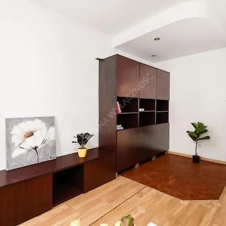Apartament Edmunda Calliera Posen